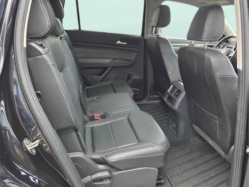 Used 2023 Volkswagen Atlas SEL AWD/4WD image 22