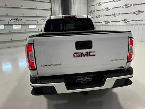 Used 2017 GMC Canyon Denali AWD/4WD image 5