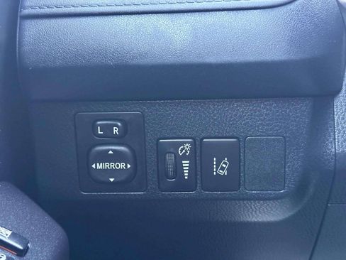 Used 2017 Toyota RAV4 LE w/ All Weather Liner Package AWD/4WD image 23