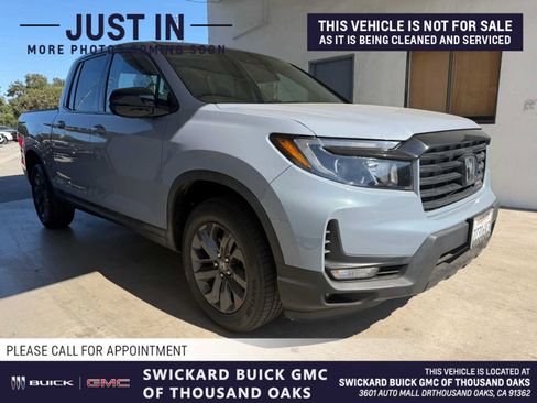Used 2023 Honda Ridgeline Sport image 1