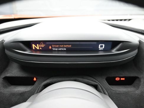 Used 2019 McLaren 720S Luxury RWD image 13