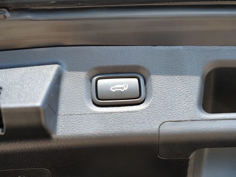 Certified 2023 Hyundai Santa Fe SEL w/ Premium Package AWD/4WD image 11