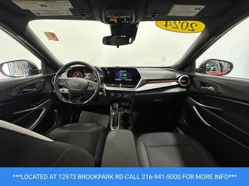 Certified 2024 Chevrolet Trax RS w/ Driver Confidence Package FWD image 21