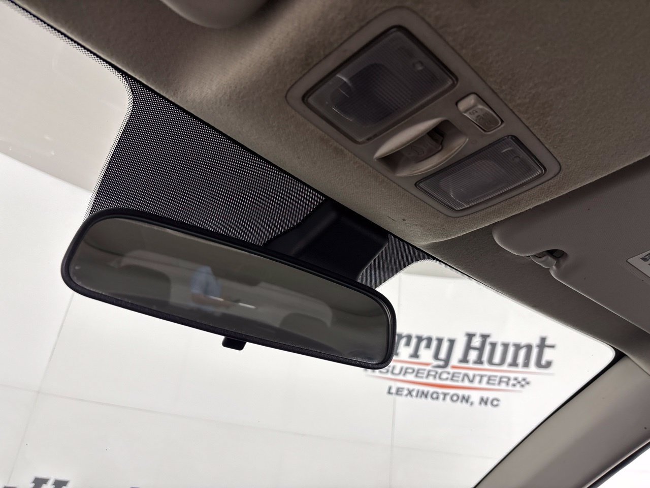 Used 2023 Hyundai Venue SEL FWD image 18