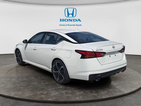 Used 2024 Nissan Altima 2.5 SR image 3