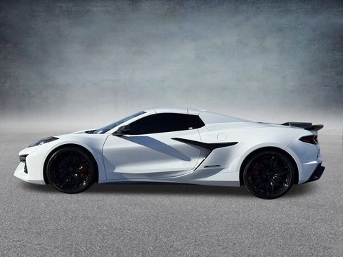 Used 2024 Chevrolet Corvette Z06 w/ Stealth Interior Trim Package image 7