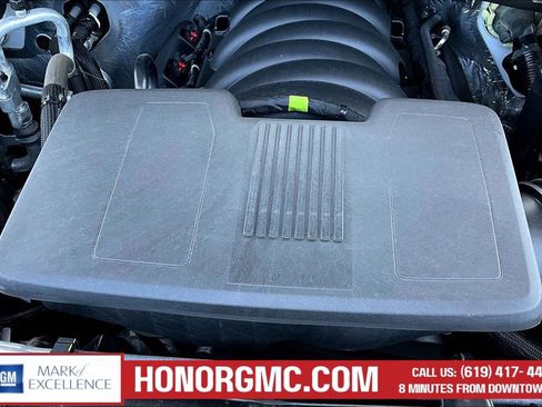 Used 2023 GMC Sierra 1500 SLT w/ SLT Premium Package AWD/4WD image 32