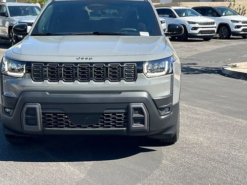 New 2026 Jeep Cherokee Laredo image 11