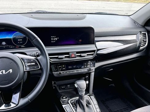 Used 2024 Kia Seltos X-Line AWD/4WD image 6