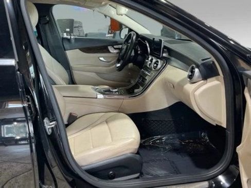 Used 2018 Mercedes-Benz C 300 Sedan image 13