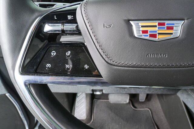 Certified 2026 Cadillac Escalade ESV Platinum Sport w/ LPO, ONYX Package AWD/4WD image 11
