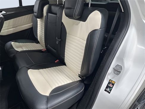 Certified 2019 Mercedes-Benz GLE 43 AMG White image 30