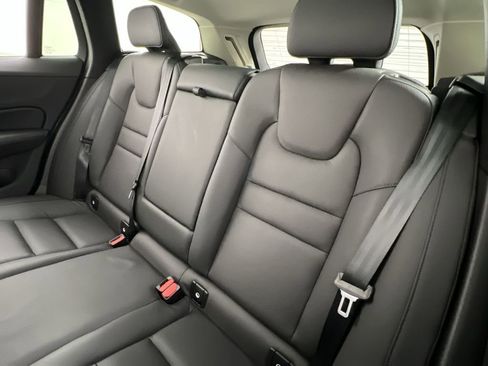 Certified 2025 Volvo V60 B5 Cross Country Plus image 25