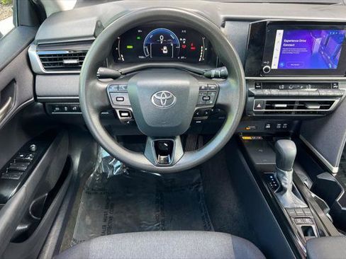 Certified 2025 Toyota Camry LE FWD image 15
