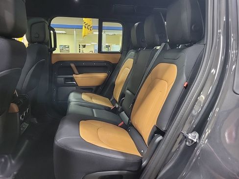 Used 2024 Land Rover Defender 110 X image 18