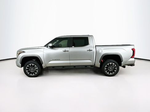 Used 2025 Toyota Tundra Limited AWD/4WD image 4