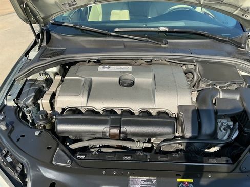 Used 2008 Volvo V70 FWD image 36