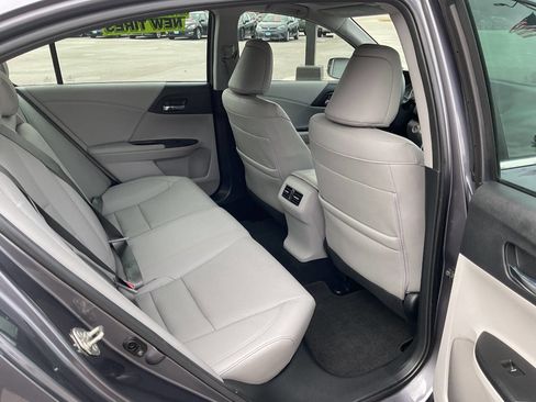 Used 2015 Honda Accord EX-L image 34