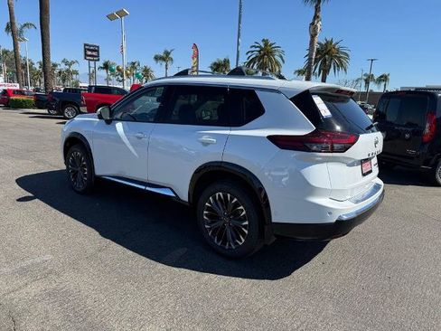 New 2026 Nissan Rogue Platinum w/ Platinum Premium Package AWD/4WD image 4