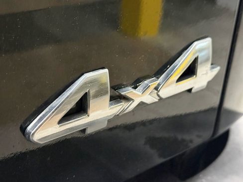 Used 2010 Toyota Tundra 4x4 Double Cab Long Bed image 14