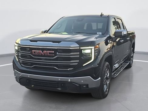 Used 2022 GMC Sierra 1500 SLT w/ SLT Premium Plus Package image 7