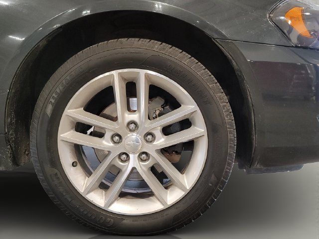 Used 2013 Chevrolet Impala LTZ FWD image 31