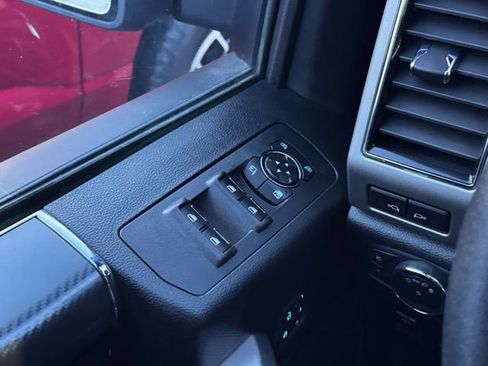 Used 2020 Ford F150 Lariat w/ Equipment Group 502A Luxury image 32