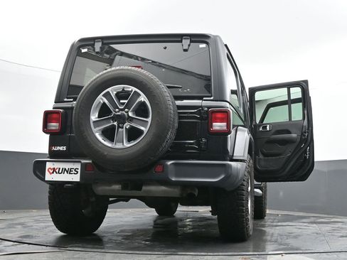 Used 2021 Jeep Wrangler Unlimited Sahara image 73