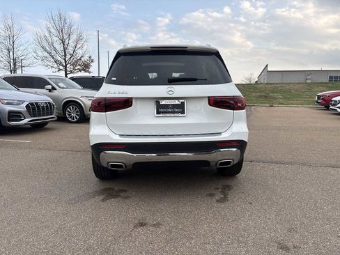 New 2026 Mercedes-Benz GLB 250 image 5