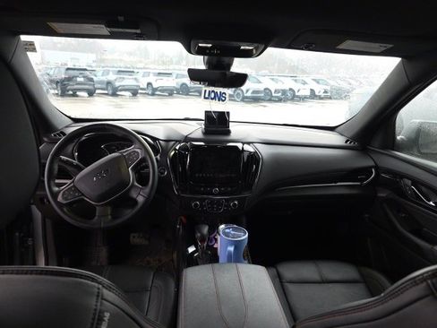 Certified 2023 Chevrolet Traverse RS w/ LPO, Floor Liner Package image 11