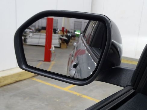 Used 2023 Ford Explorer Limited image 39