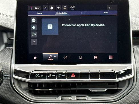 New 2026 Jeep Compass Latitude AWD/4WD image 13