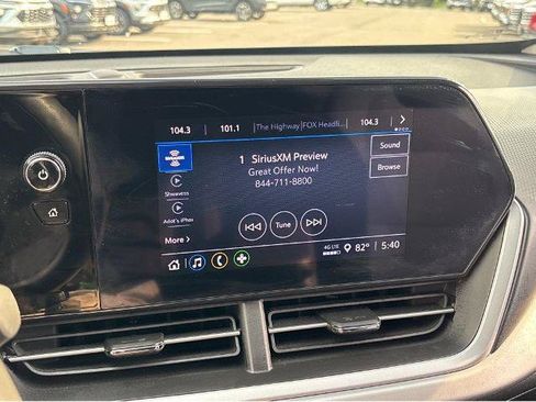 Used 2024 Chevrolet Trax LS w/ LS Convenience Package FWD image 22