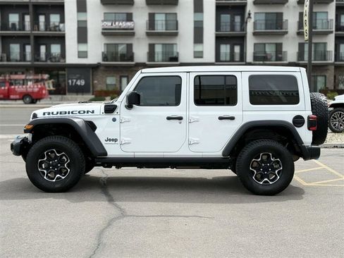 Used 2023 Jeep Wrangler Unlimited Rubicon 4xe w/ Cold Weather Group AWD/4WD image 4