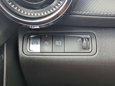 Used 2026 Chevrolet Equinox LT FWD image 21