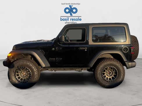 Used 2022 Jeep Wrangler Sport AWD/4WD image 5
