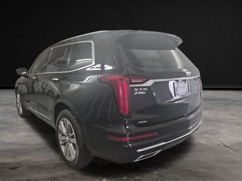 Certified 2025 Cadillac XT6 Premium Luxury image 8