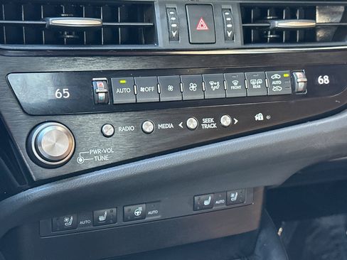 Used 2023 Lexus ES 350 w/ Premium Package image 26