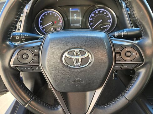 Used 2021 Toyota Camry SE image 23