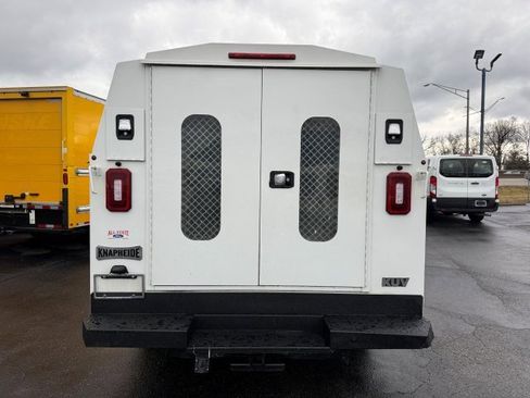 Used 2019 Ford E-350 and Econoline 350 Super Duty w/ Power Windows & Locks Group image 6