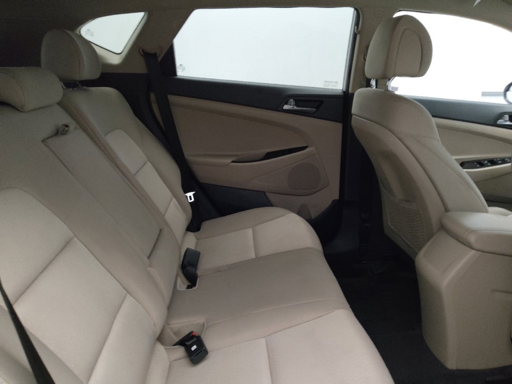 Used 2016 Hyundai Tucson SE FWD image 19