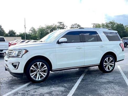 Used 2021 Ford Expedition Limited image 10