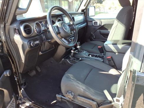 Used 2021 Jeep Wrangler Sport image 10