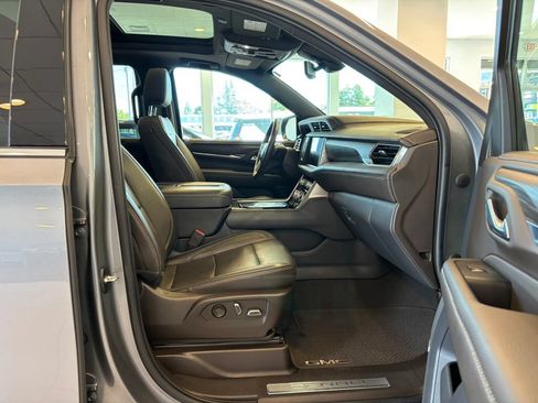 Used 2022 GMC Yukon Denali AWD/4WD image 23