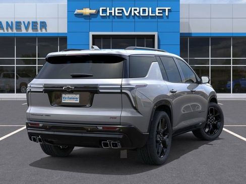 New 2026 Chevrolet Traverse RS w/ LPO, Floor Liner Package image 5