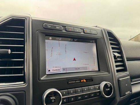 Certified 2019 Ford Expedition Platinum AWD/4WD image 28