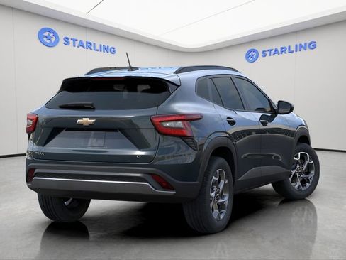 New 2026 Chevrolet Trax LT w/ Driver Confidence Package FWD image 4