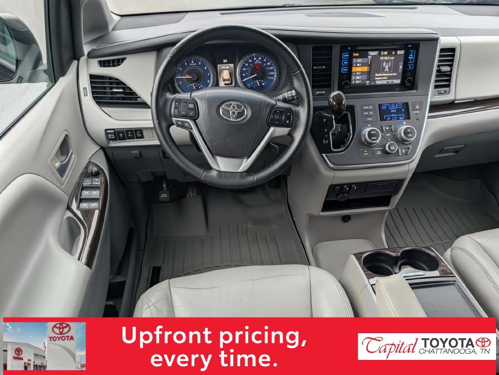 Used 2015 Toyota Sienna XLE w/ XLE Navigation Package FWD image 13