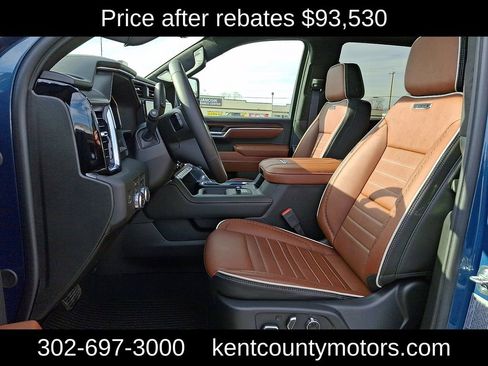 New 2026 GMC Sierra 2500 Denali Ultimate w/ LPO, Black Badging Package image 12