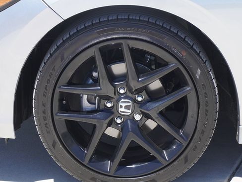 Used 2026 Honda Civic Sport image 4